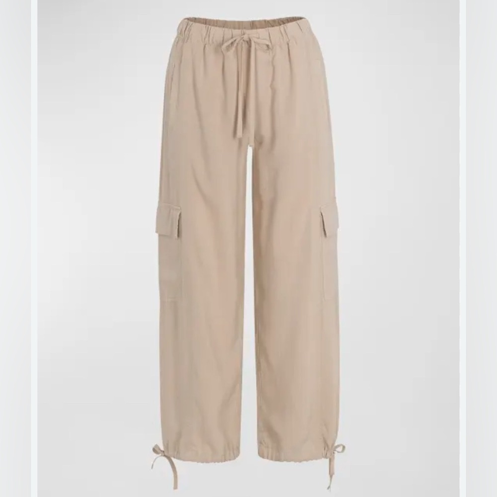 Splendid
Kamryn Cargo Pants. Size large